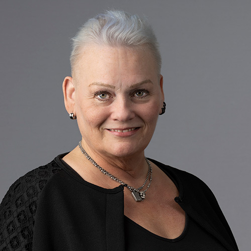 Maya Eilling-Persson, Familjehem i Mälardalen AB
